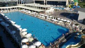 2025 turizm sezonu antalyada guclu geciyor atf3SuuO.jpg